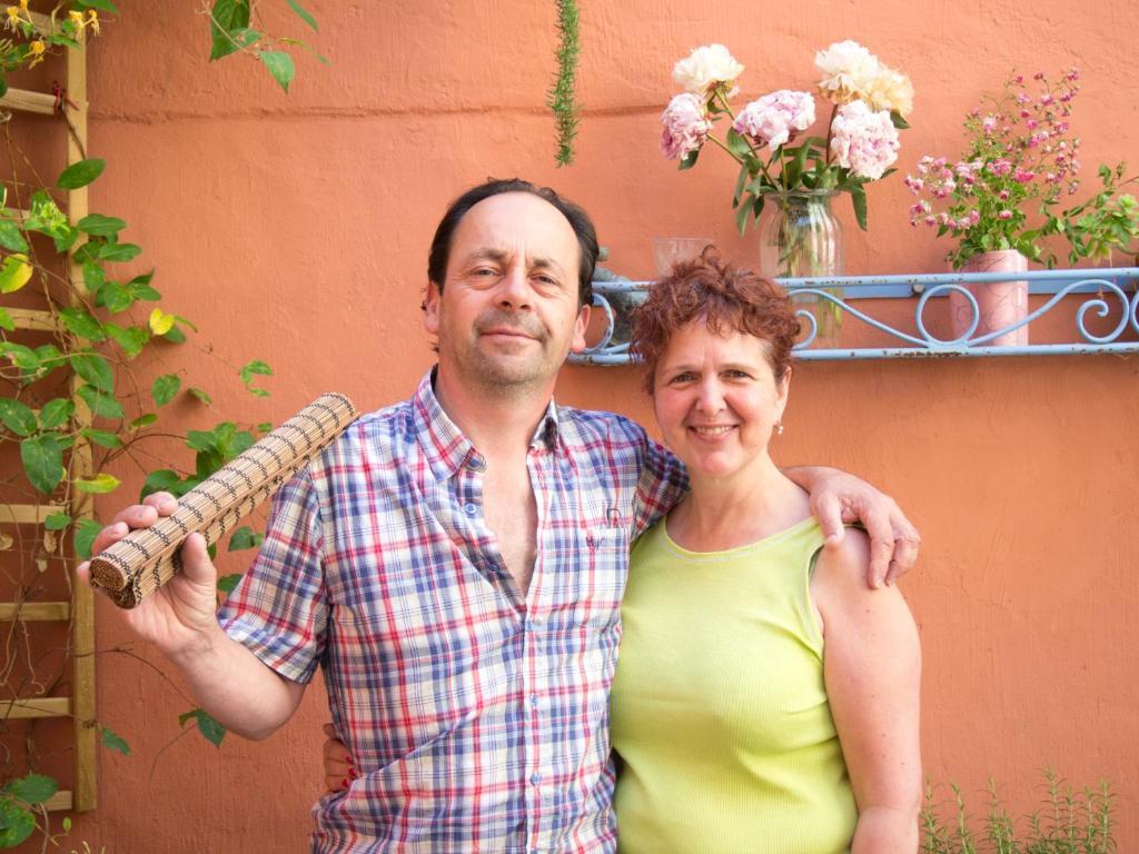 Belle De Nuit Bed & Breakfast Oppede Bagian luar foto