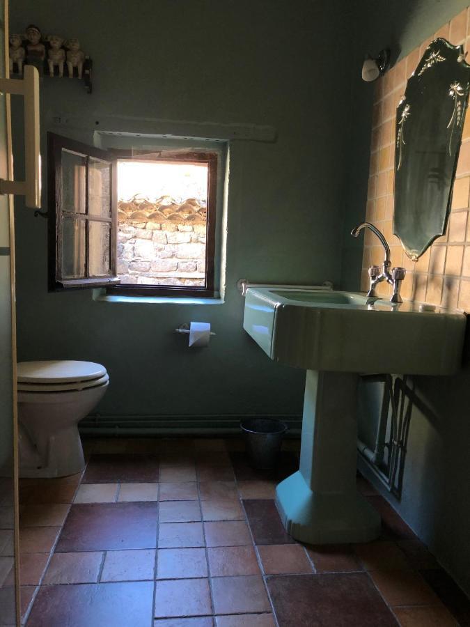 Belle De Nuit Bed & Breakfast Oppede Bagian luar foto